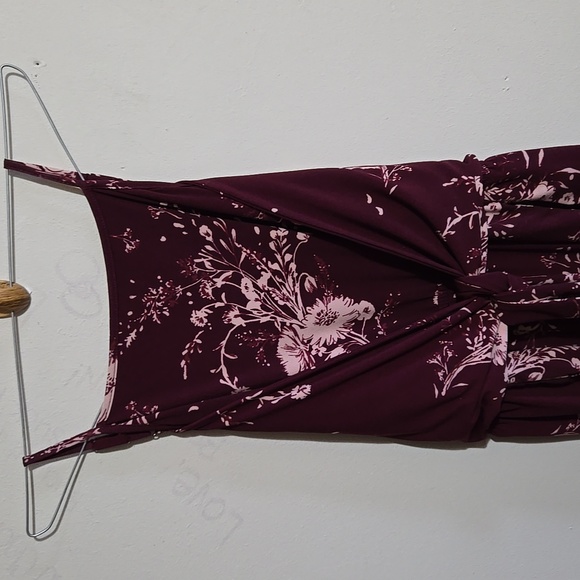 Stunning Floral Burgundy Jumpsuit Size Lg Adjustable Strap Wide Leg Tie Front - Picture 2 of 10